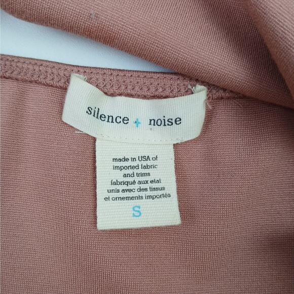 Urban Outfitters Silence + Noise SZ S V-Neck Dusty Pink Mesh Baby Doll Bralette - Picture 5 of 5